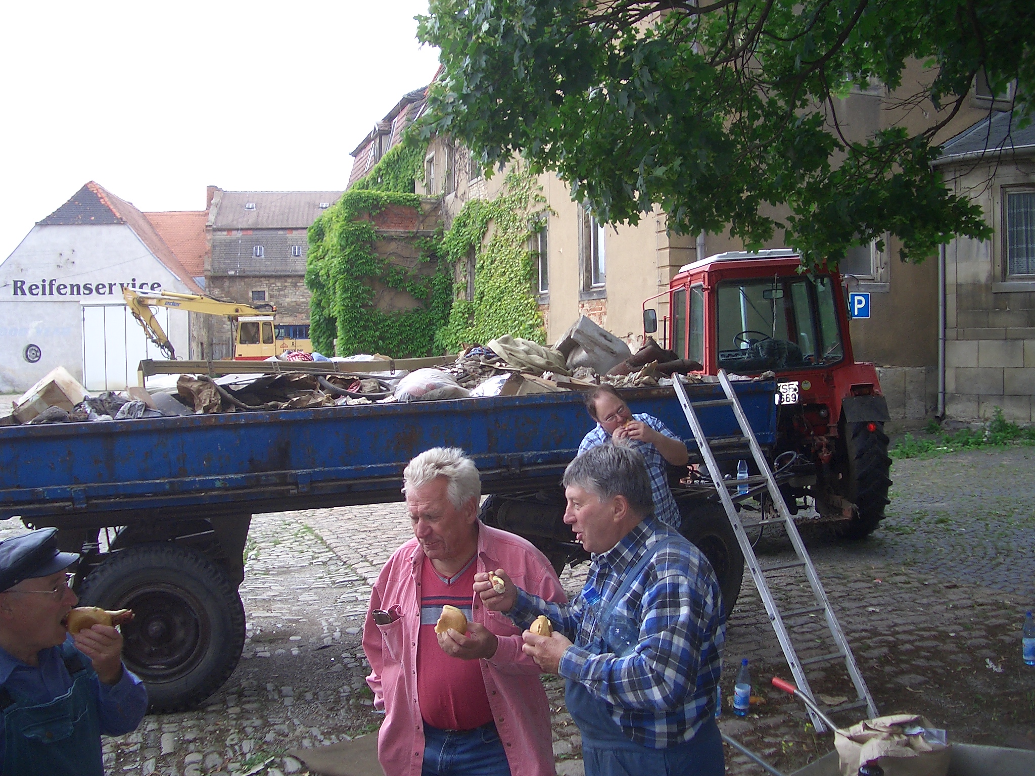 2.AT _023.jpg